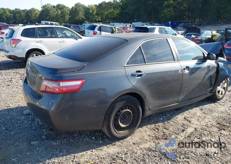 2009 Toyota Camry Le z USA, uszkodzony, nr VIN 4T1BE46K39U284591